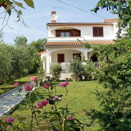 Holiday Home Magnolia Tar-Vabriga Szoba fotó