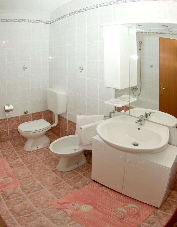 Holiday Home Magnolia Tar-Vabriga Szoba fotó
