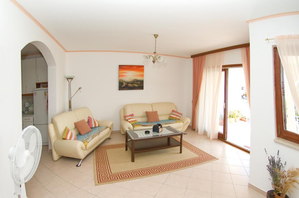 Holiday Home Magnolia Tar-Vabriga Szoba fotó