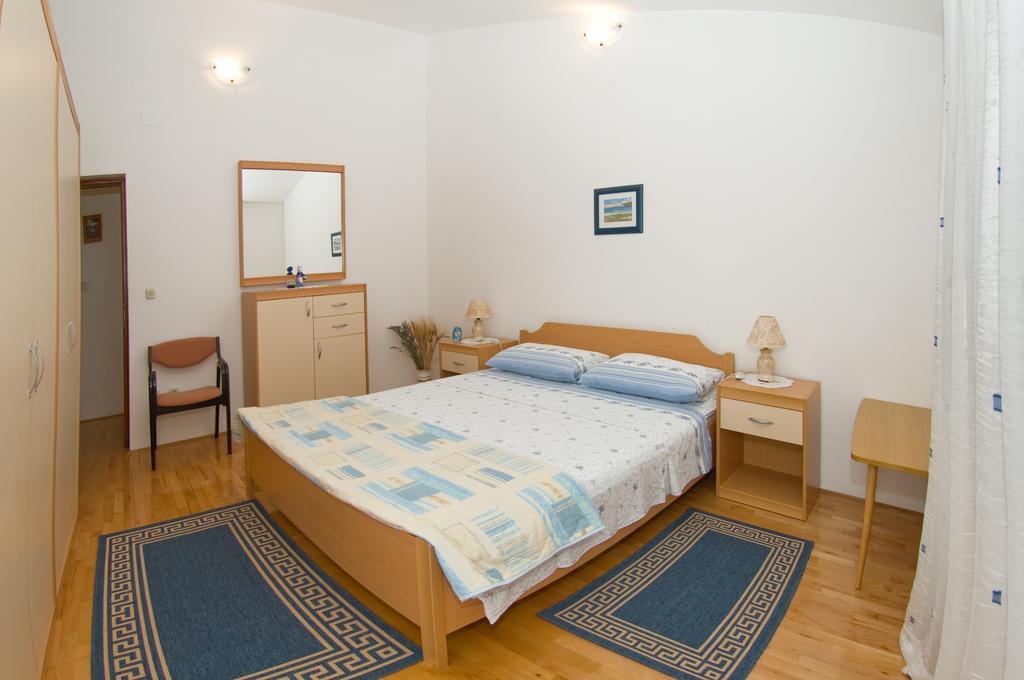 Holiday Home Magnolia Tar-Vabriga Szoba fotó